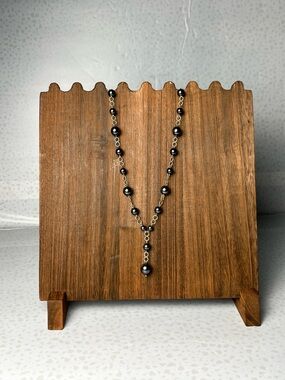 Carolee 16” Gray Faux Pearl Y Necklace
